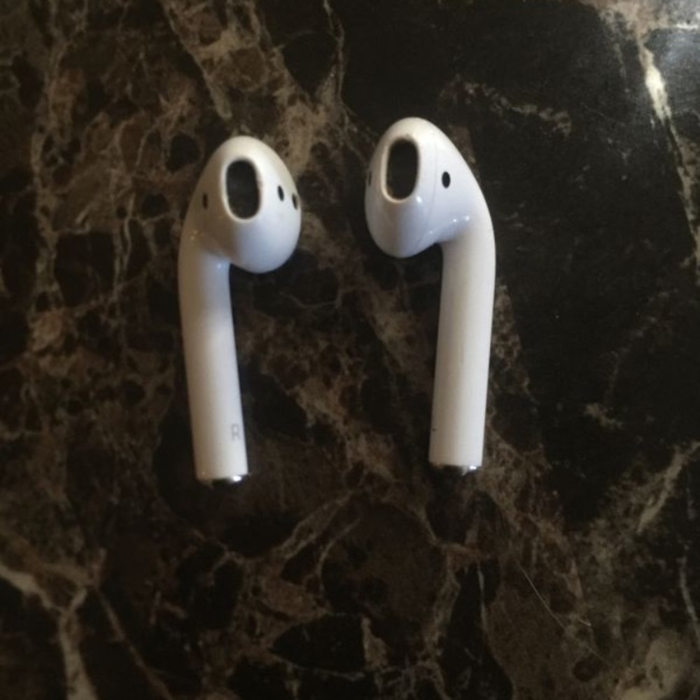 Real apple AirPods No Case